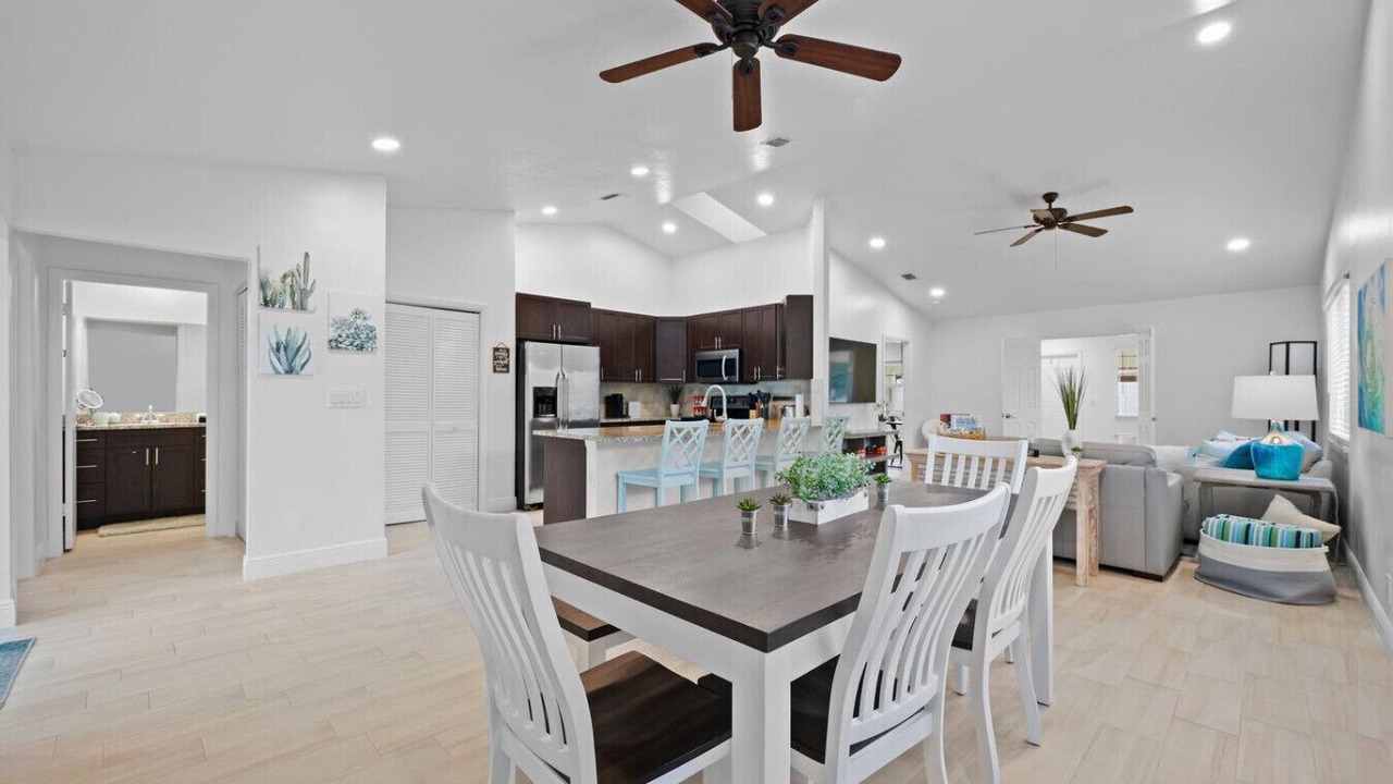 Photo of Others in North Palm Beach Heights