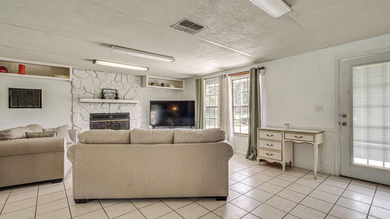 Photo of Livingroom in Homosassa