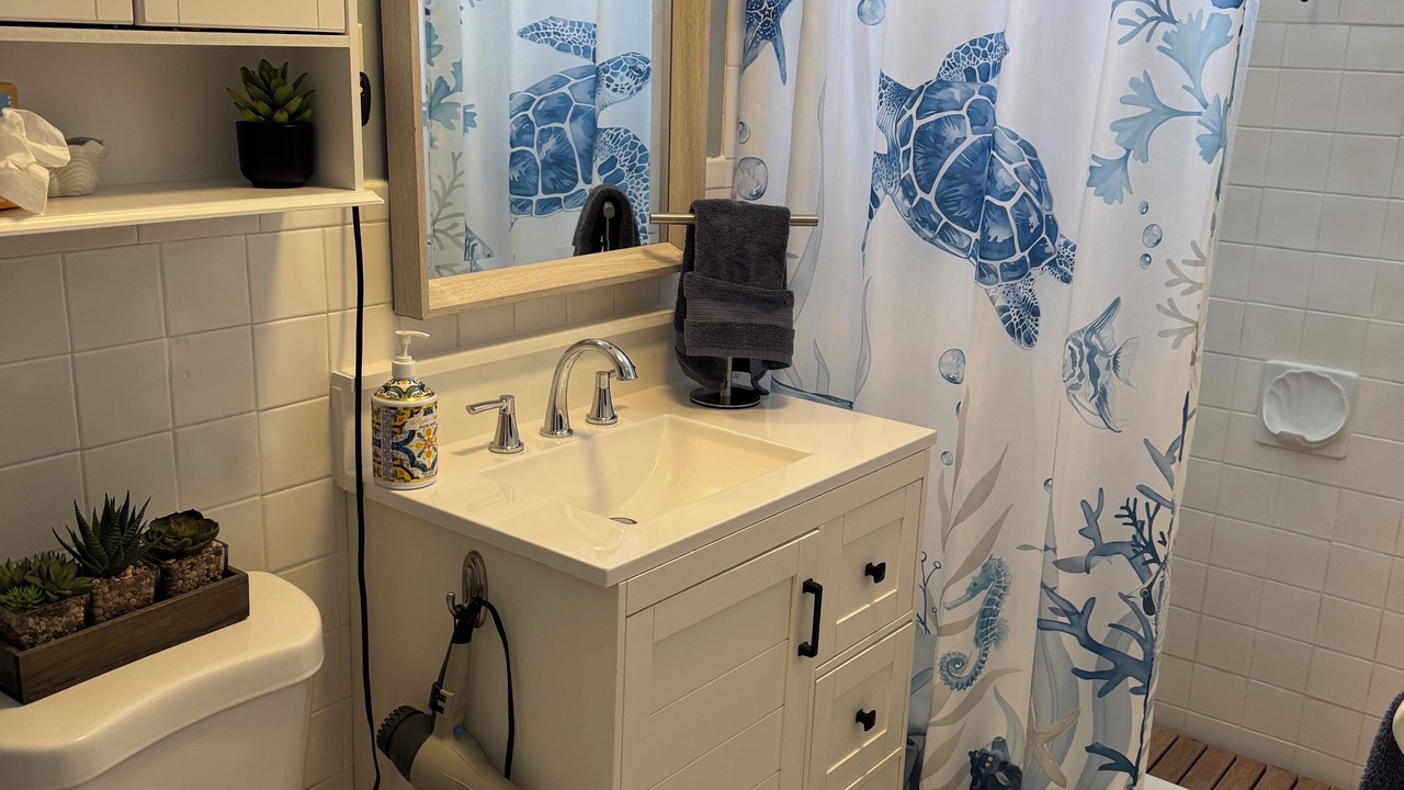 Photo of Bathroom in New Town