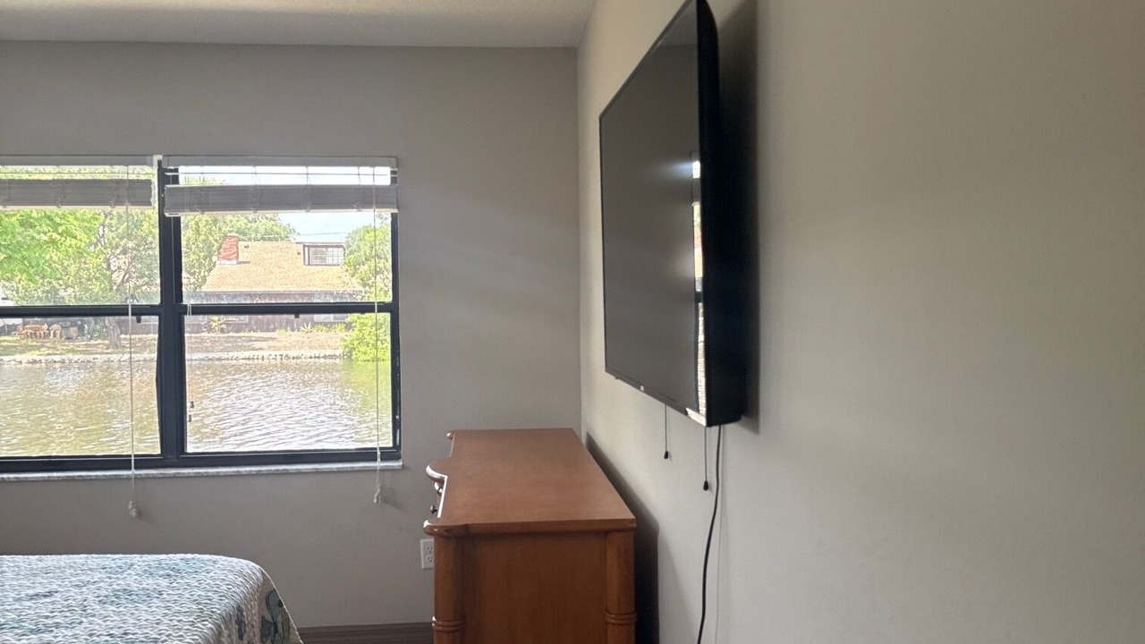 Photo of Bedroom in Dixie Shores