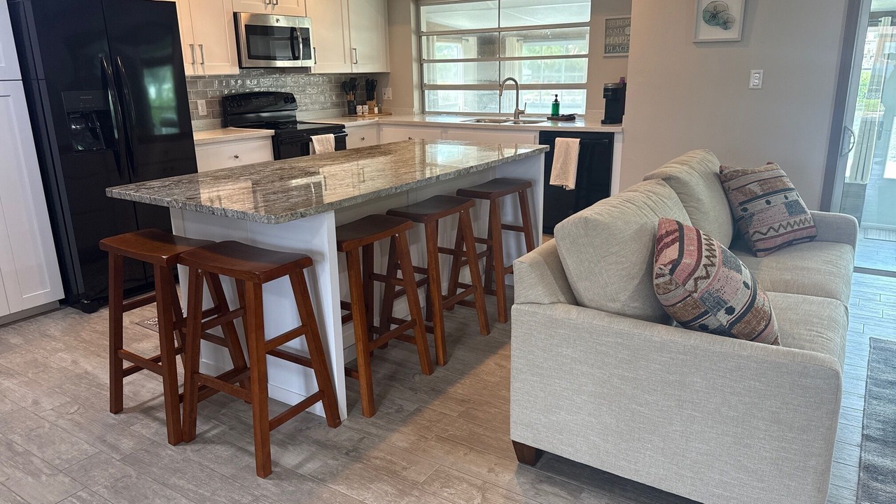 Photo of Livingroom in Dixie Shores