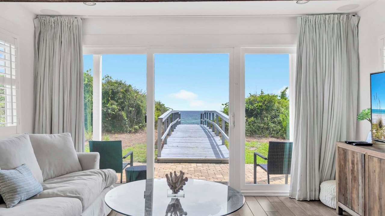 Photo of Livingroom in Seacrest