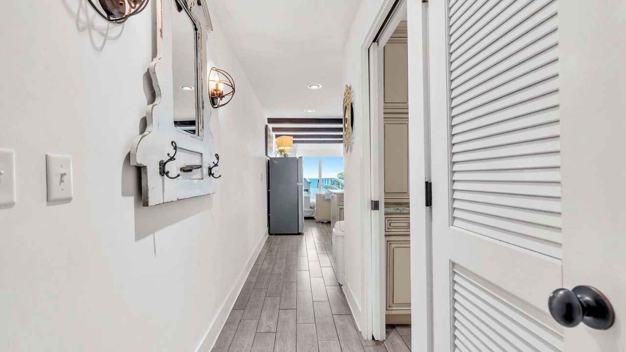 Photo of Bedroom in Seacrest