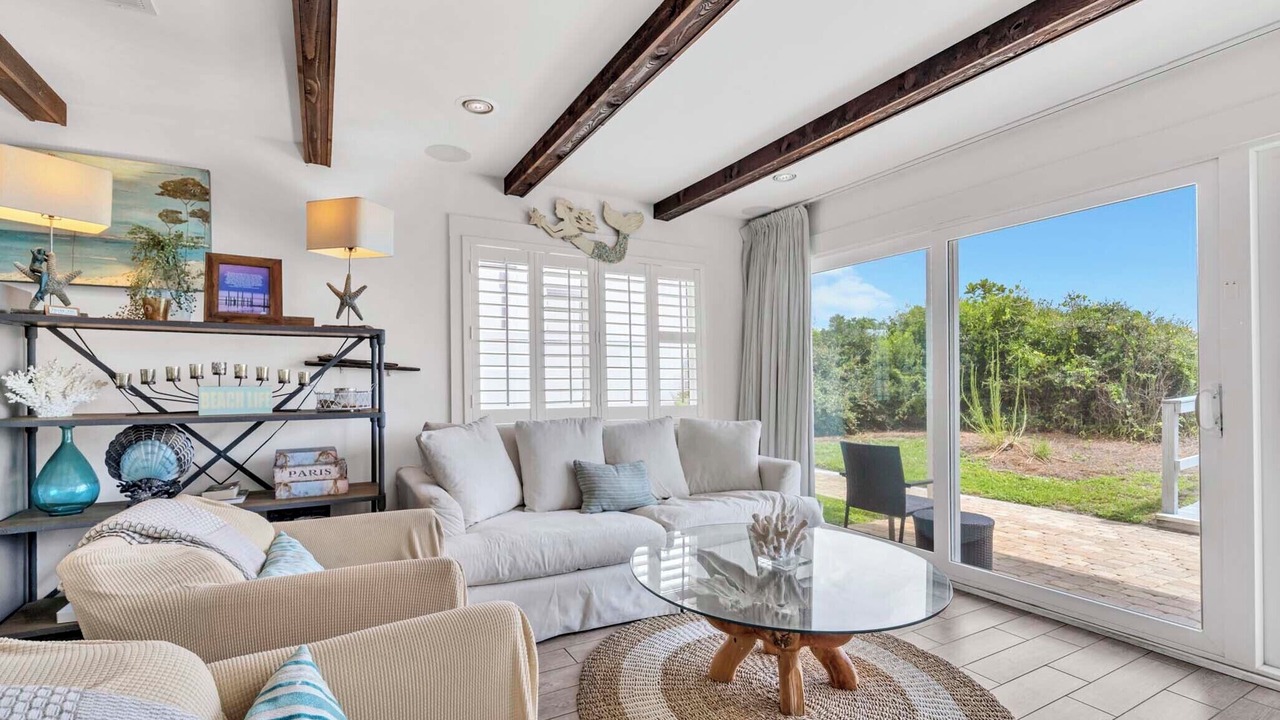 Photo of Bedroom in Seacrest