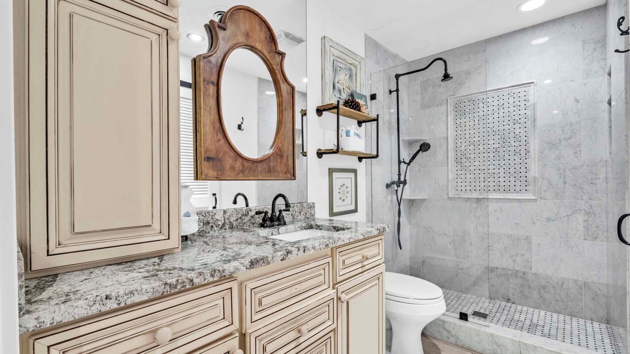 Photo of Bathroom in Seacrest