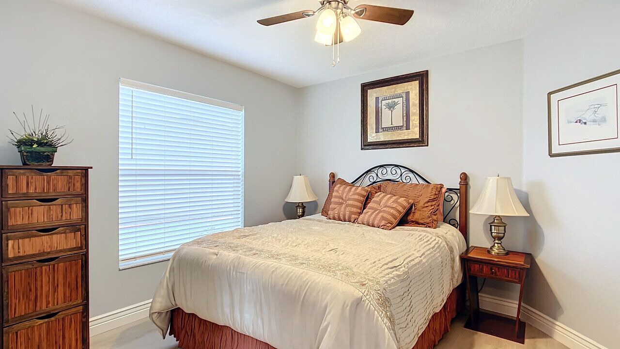 Photo of Bedroom in Woodbury