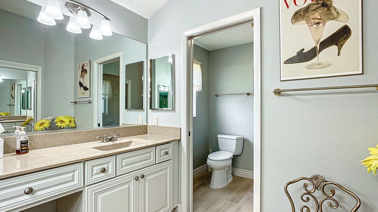 Photo of Bathroom in Woodbury