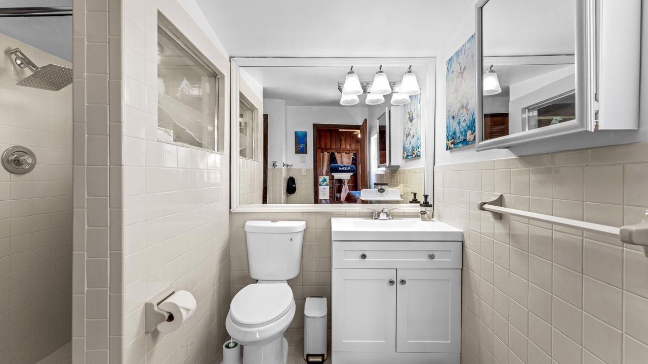 Photo of Bathroom in Orlando Beach