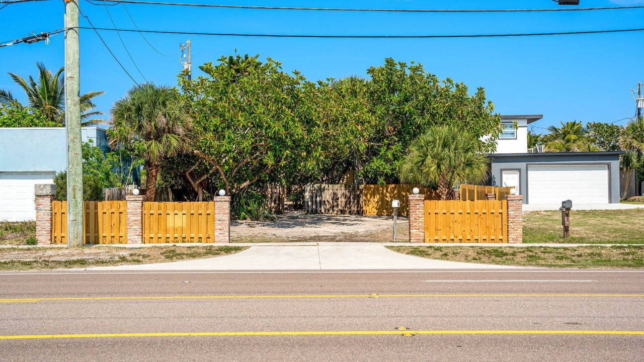 Photo of Outdoor in Orlando Beach