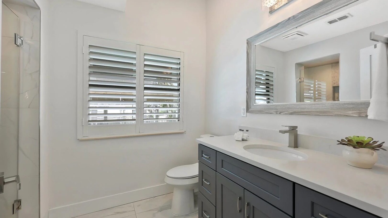 Photo of Bathroom in Connors