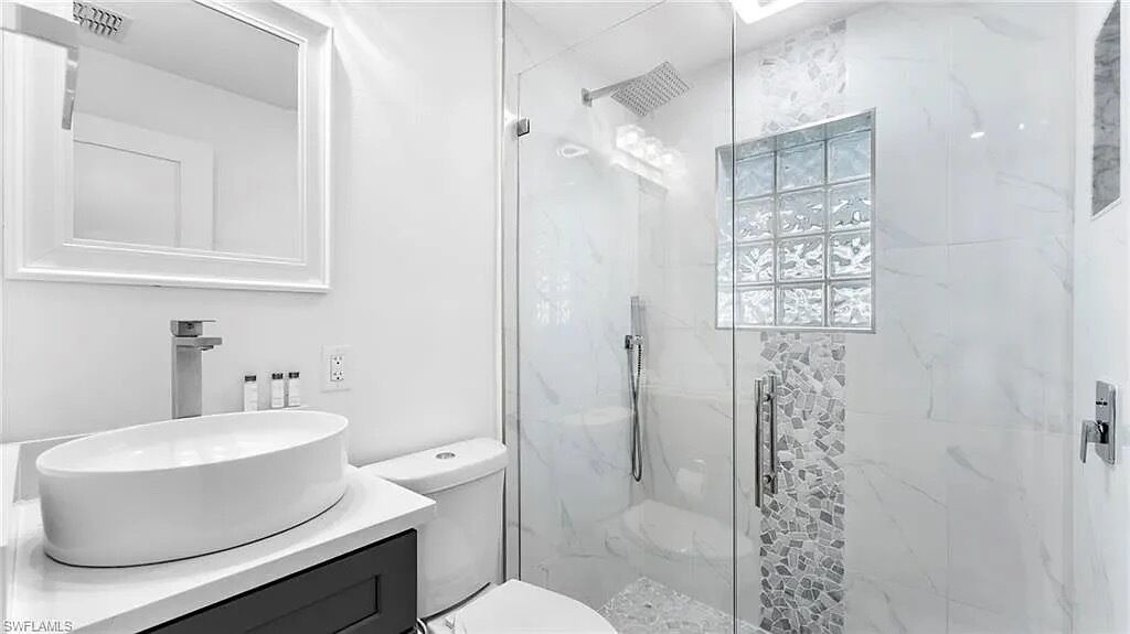 Photo of Bathroom in Connors