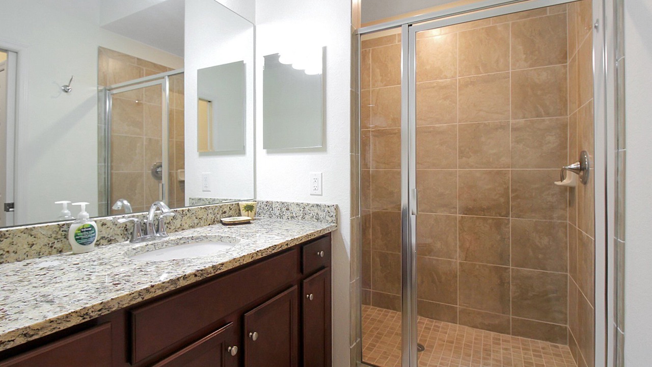 Photo of Bathroom in Lakewood Ranch