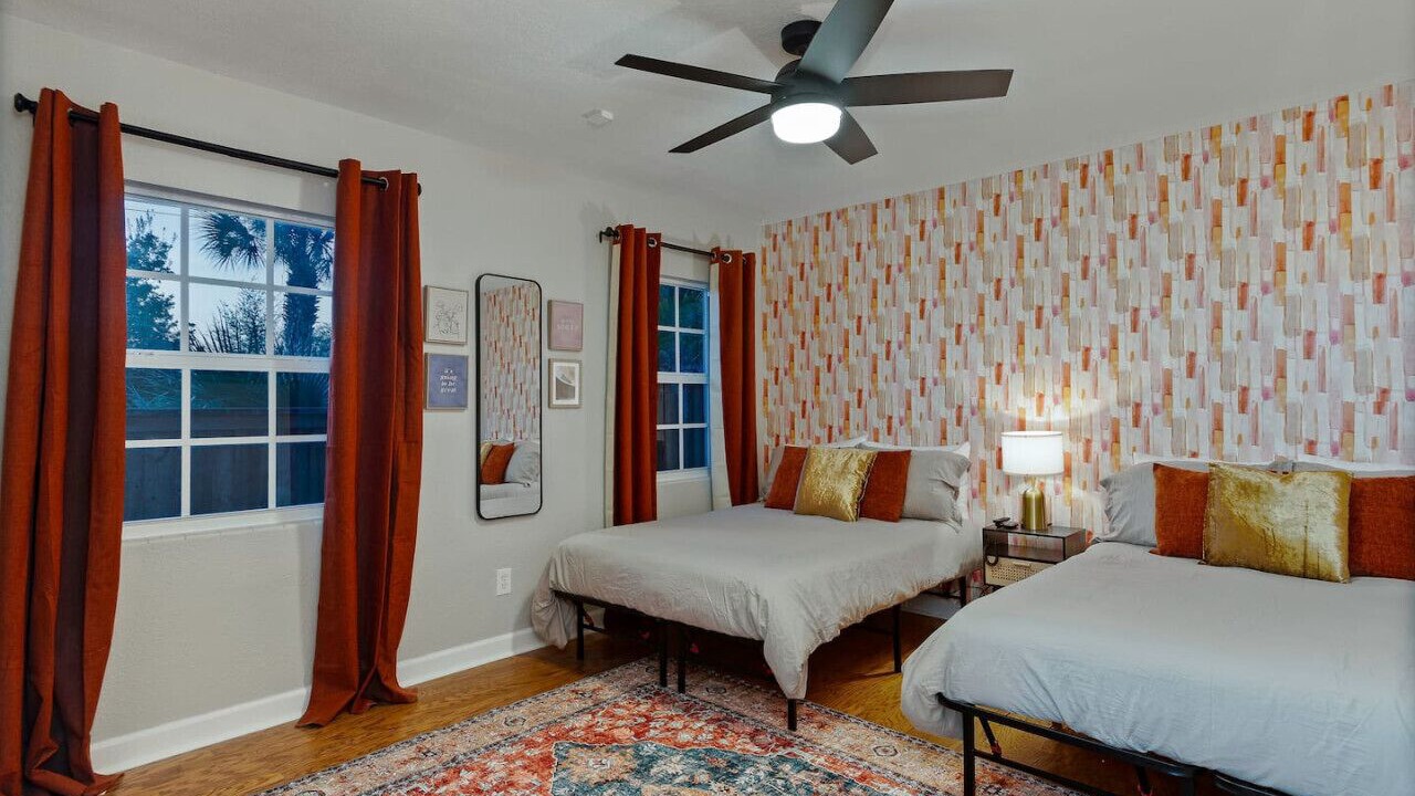 Photo of Bedroom in Lake Eola Heights