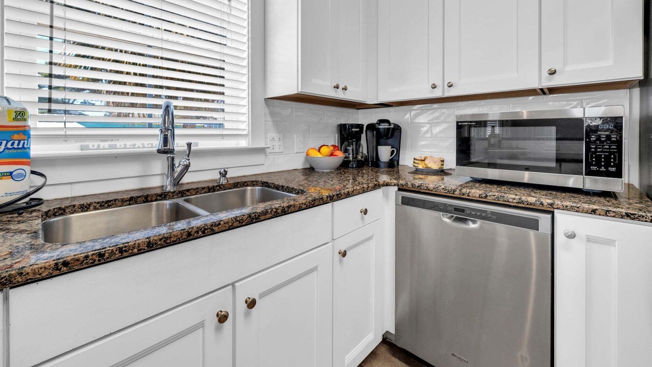 Photo of Kitchen in Emerald Waters Village