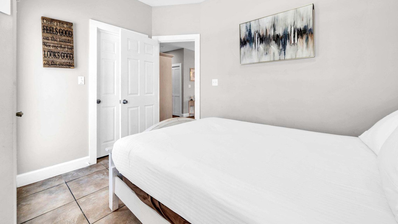 Photo of Bedroom in Emerald Waters Village