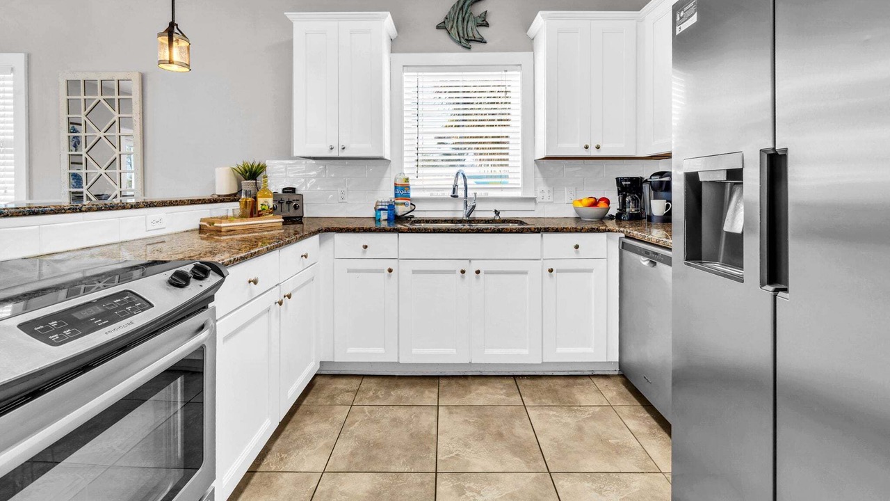 Photo of Kitchen in Emerald Waters Village