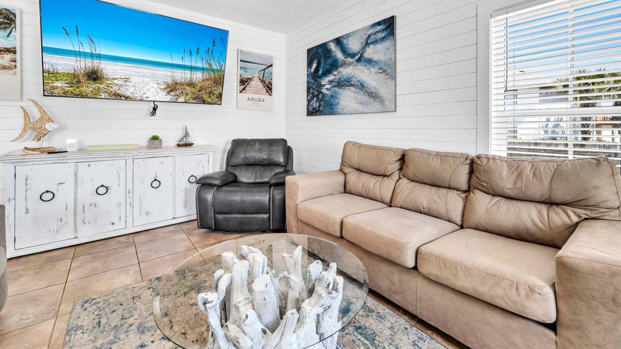 Photo of Livingroom in Emerald Waters Village