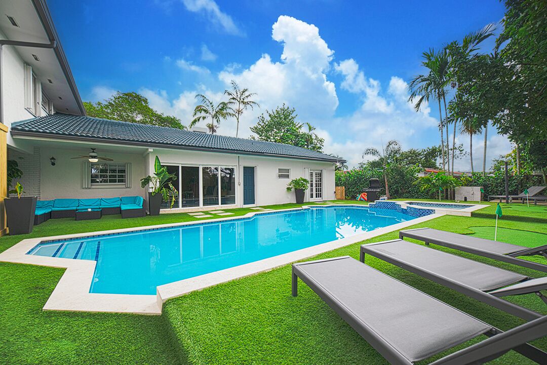 Photo of Outdoor in Palmetto Estates