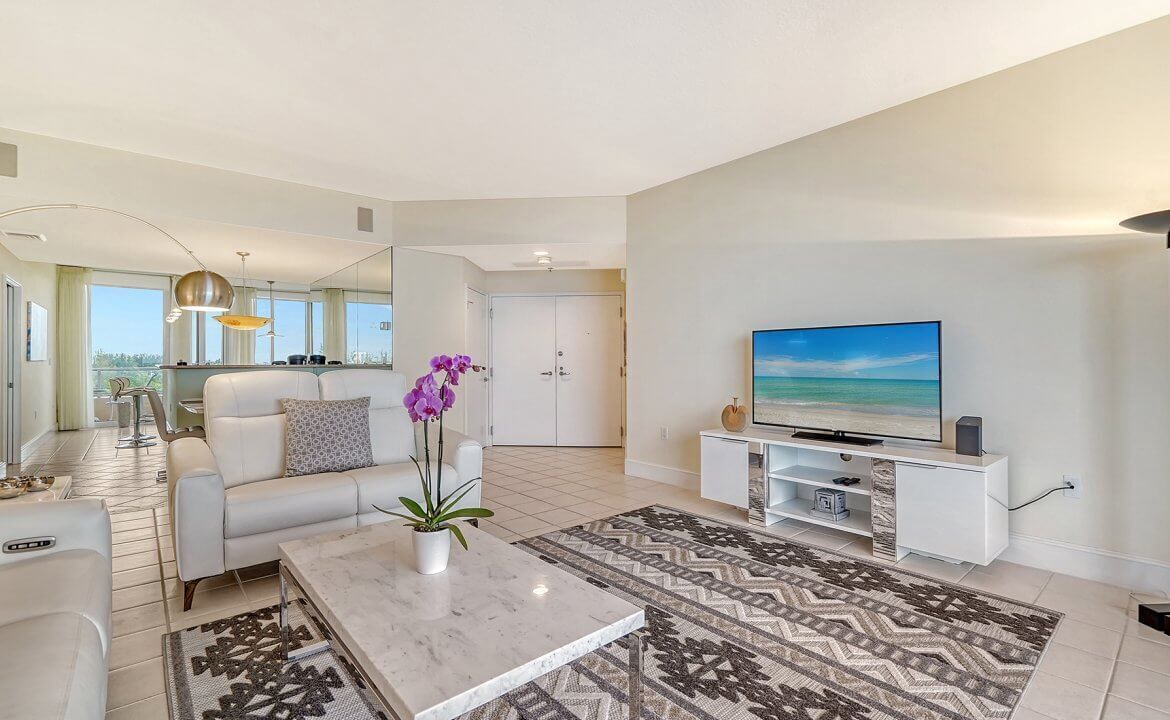Photo of Bedroom in Bay Isles