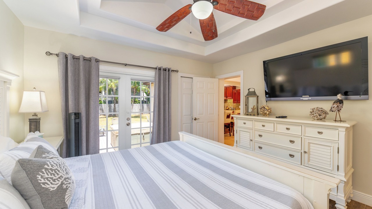Photo of Bedroom in Survey Creek