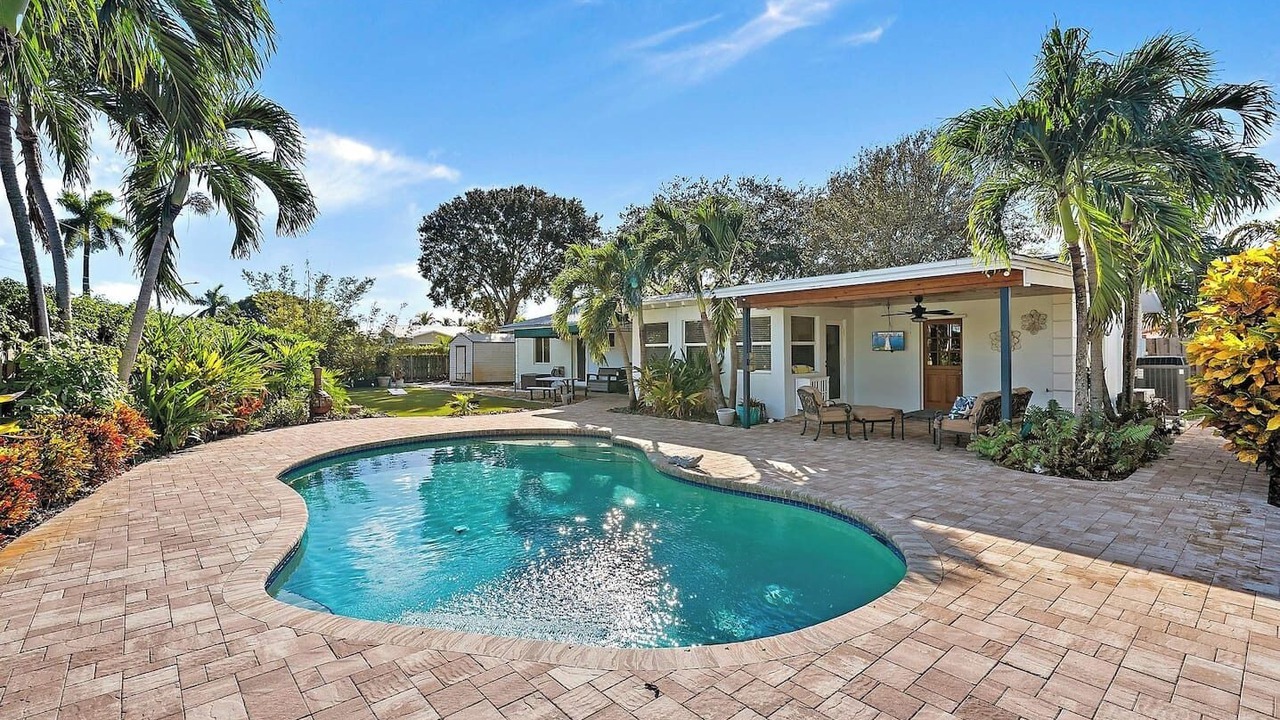 Photo of Outdoor in Lake Clarke Shores