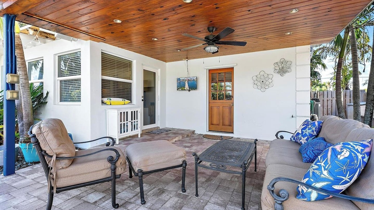 Photo of Patio Balcony in Lake Clarke Shores