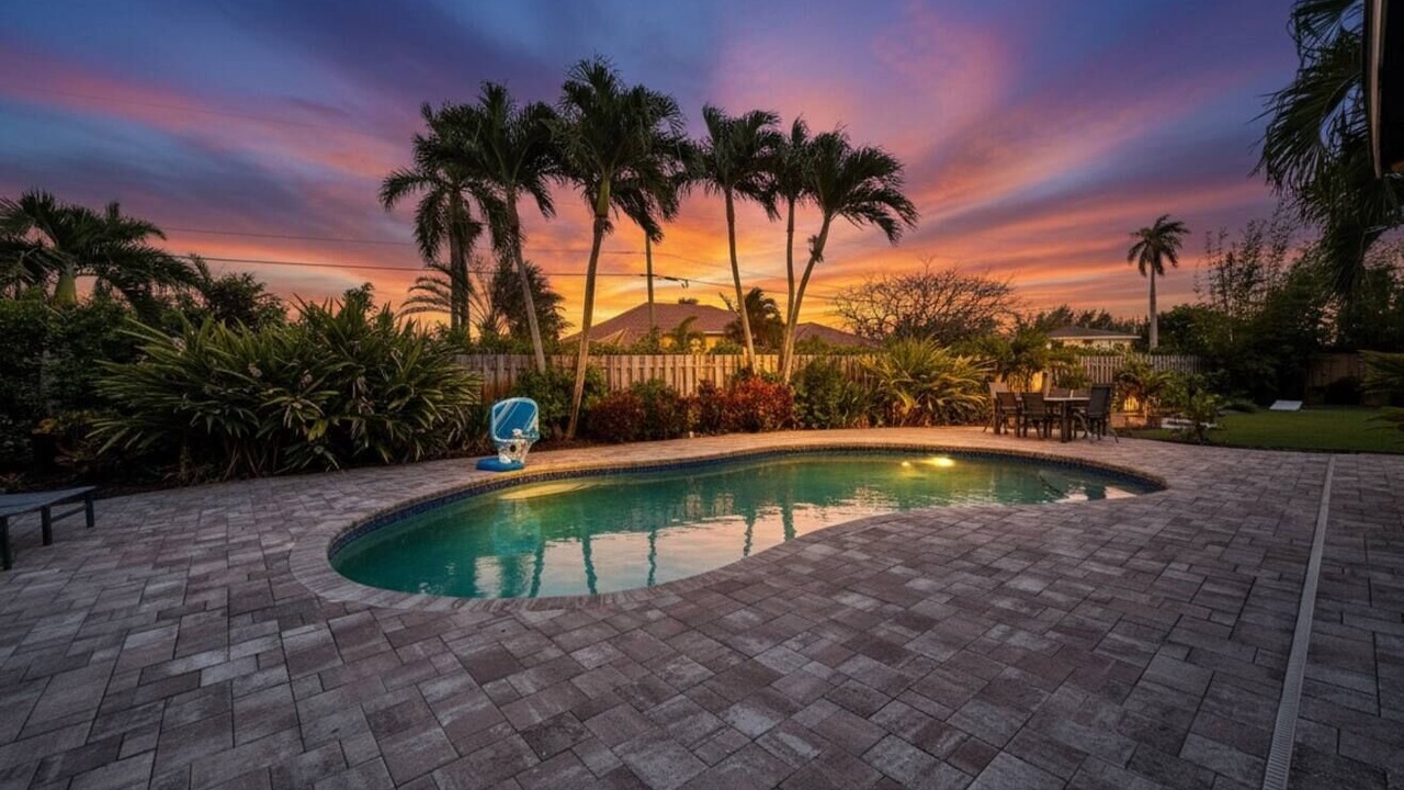 Photo of Outdoor in Lake Clarke Shores