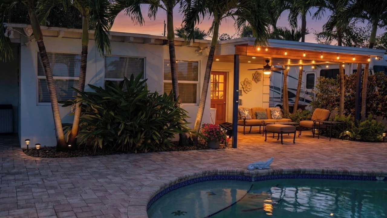 Photo of Outdoor in Lake Clarke Shores
