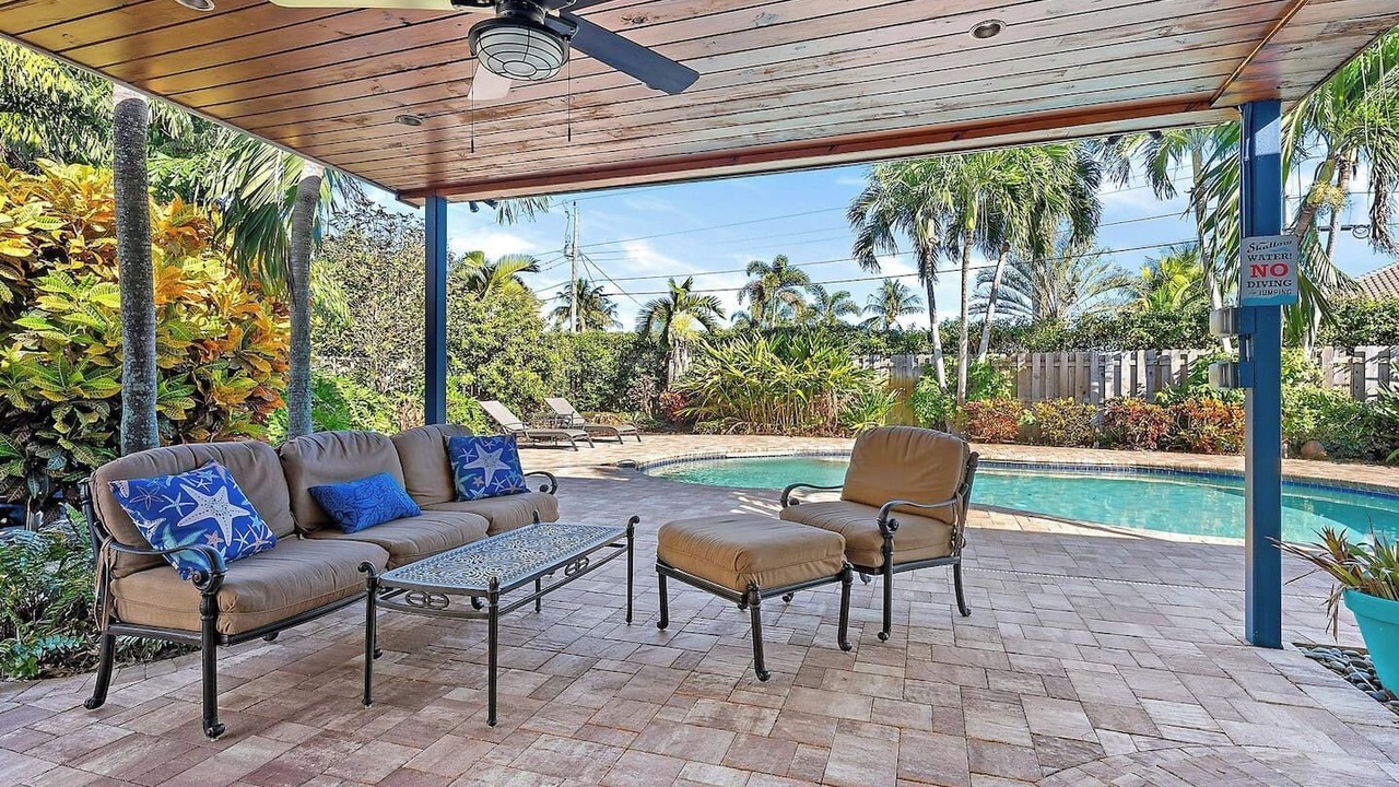 Photo of Outdoor in Lake Clarke Shores