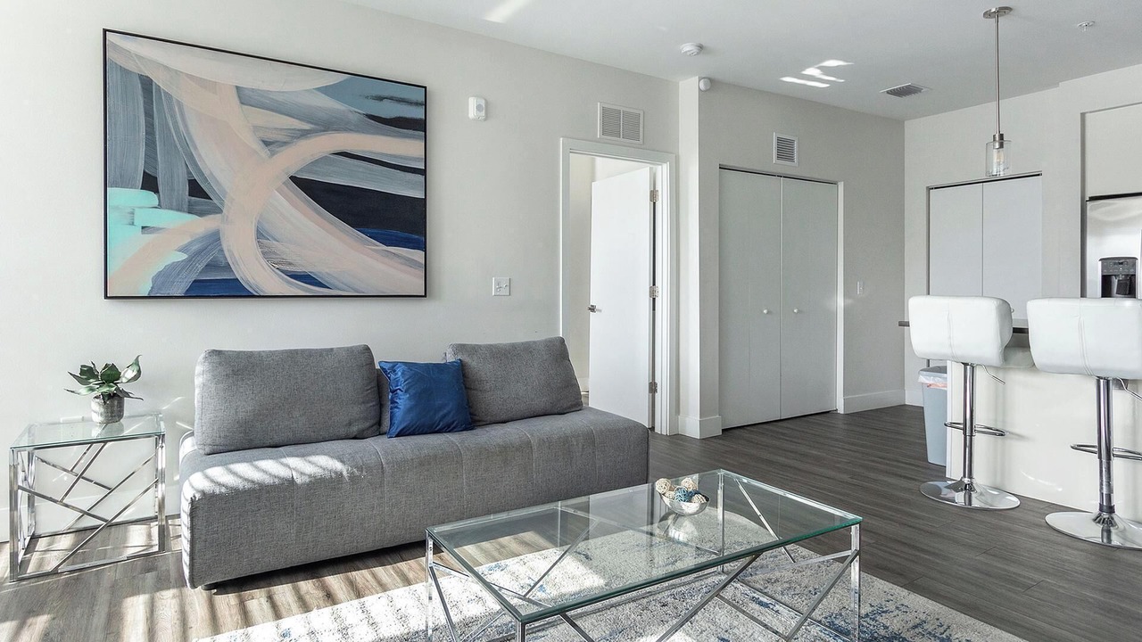 Photo of Livingroom in Port Tampa City