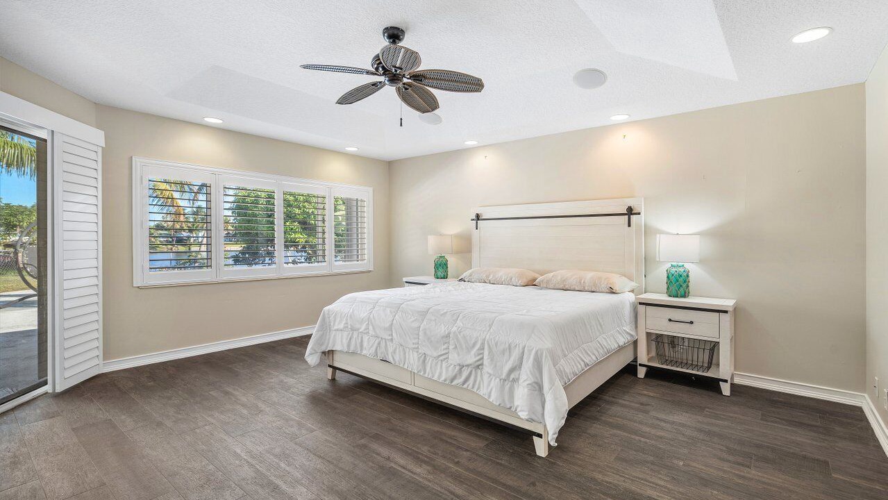 Photo of Bedroom in Lake Worth
