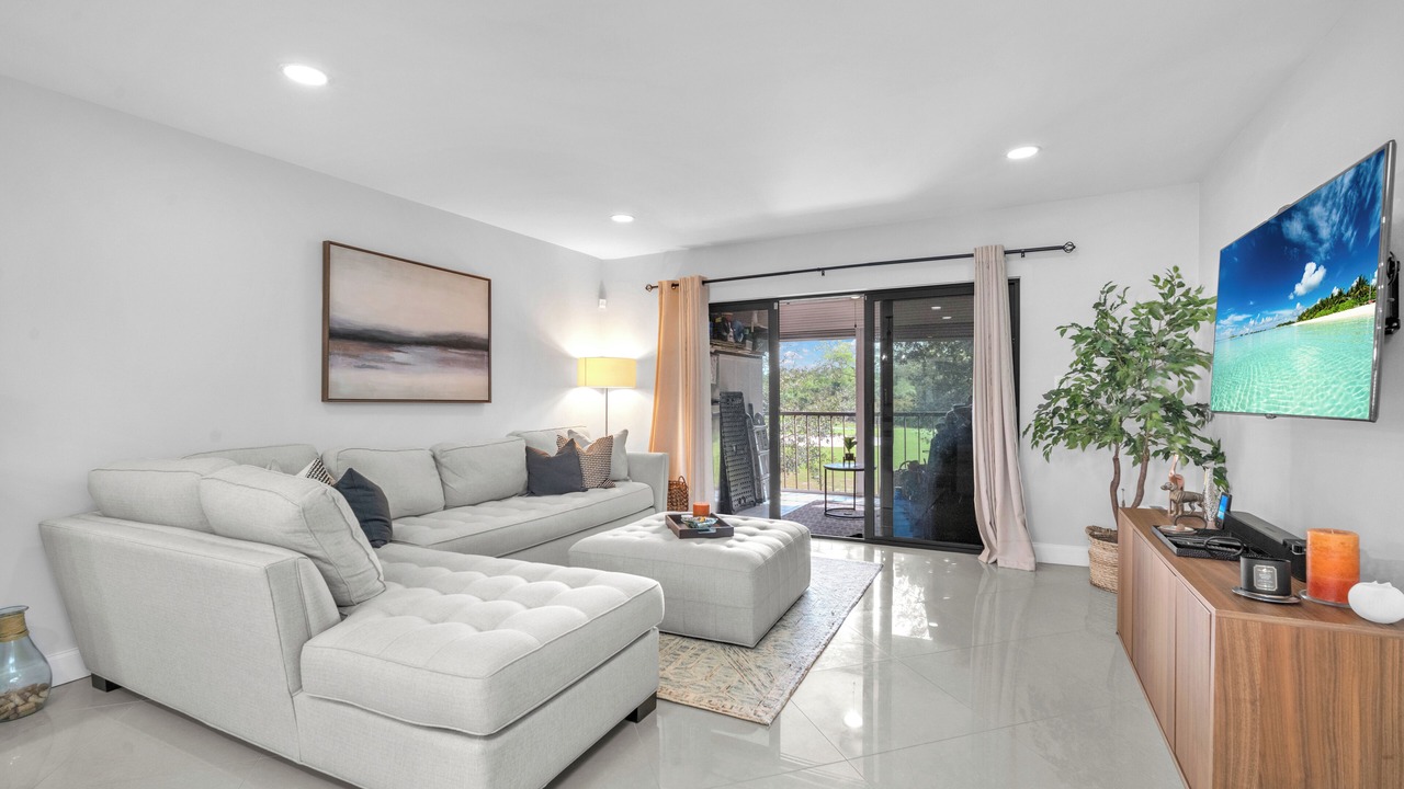 Photo of Livingroom in Boca Raton
