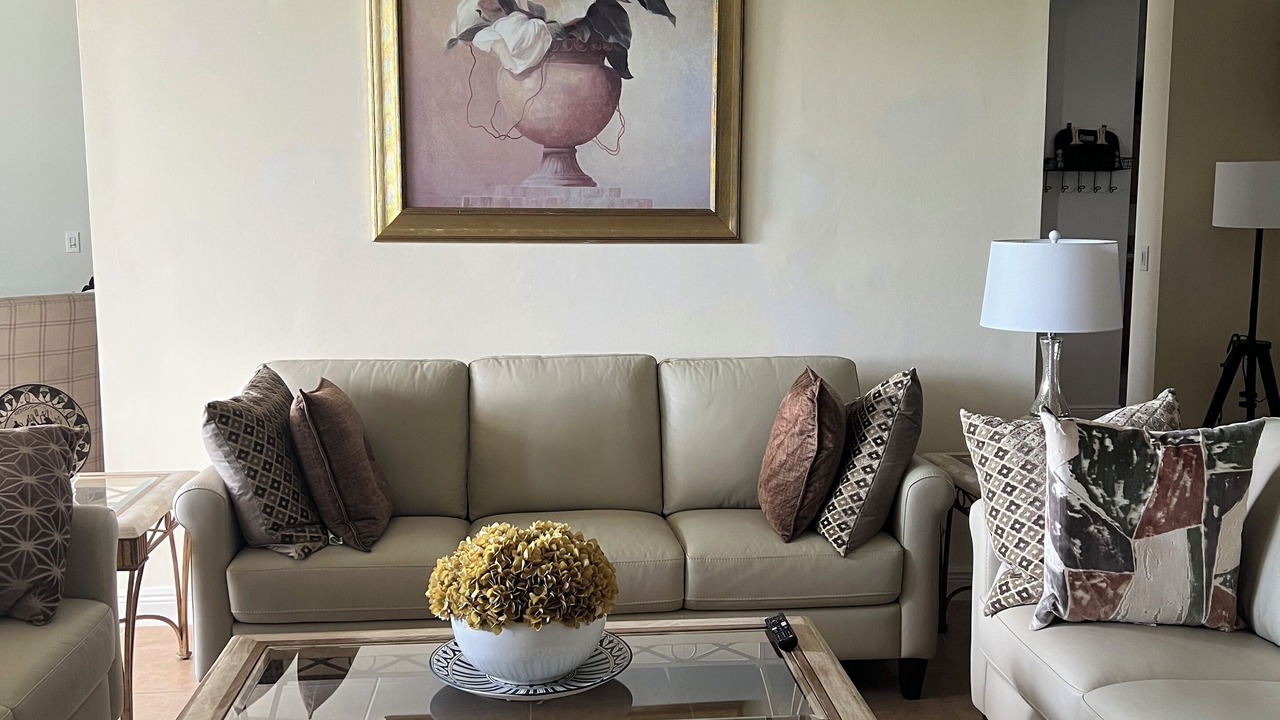 Photo of Livingroom in Jog Road