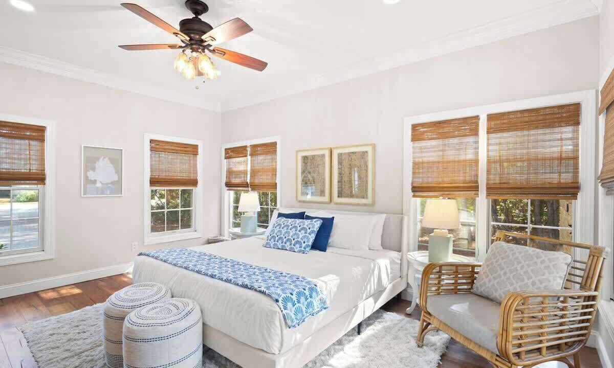 Photo of Bedroom in White's Gulfview