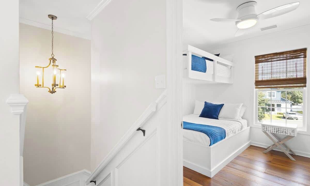 Photo of Bedroom in White's Gulfview