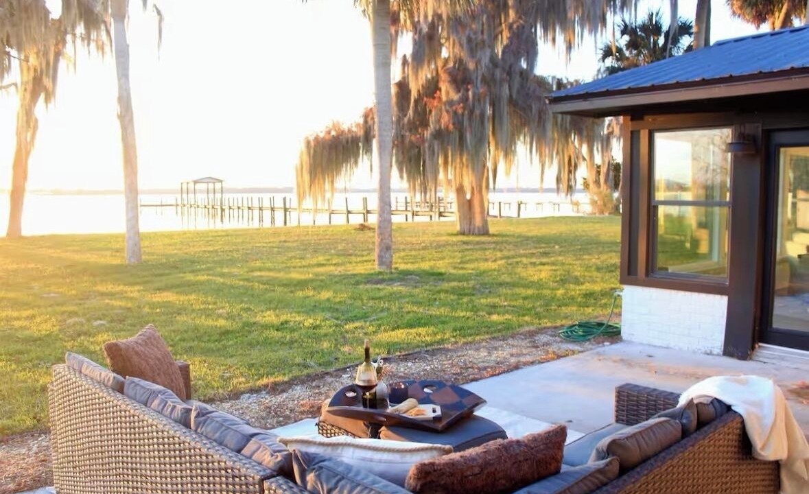 Photo of Patio Balcony in East Palatka