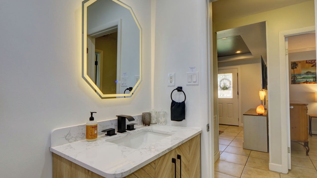 Photo of Bathroom in Tavares
