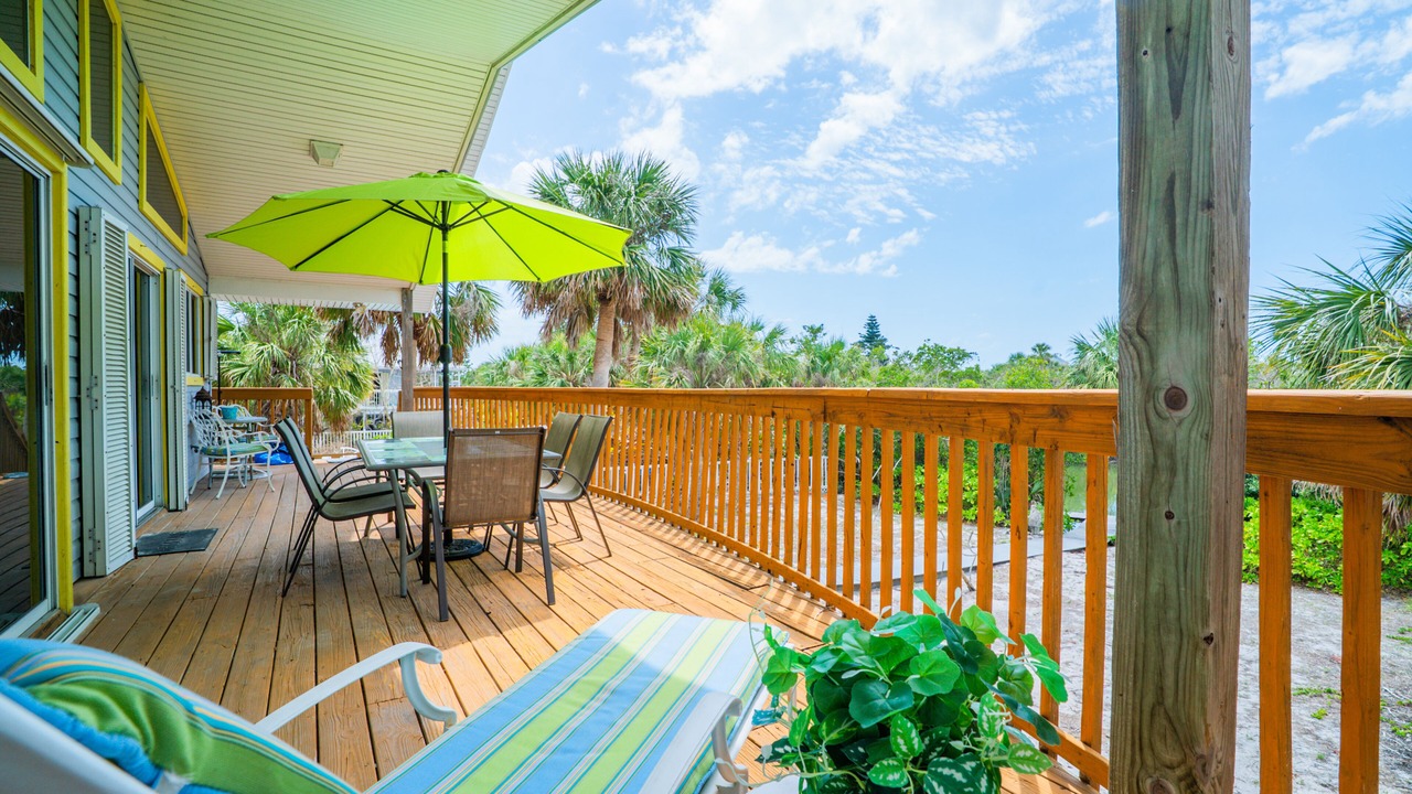 Photo of Outdoor in Palm Island