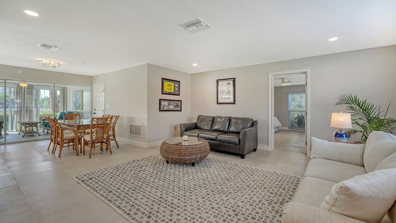Photo of Livingroom in Longboat Key