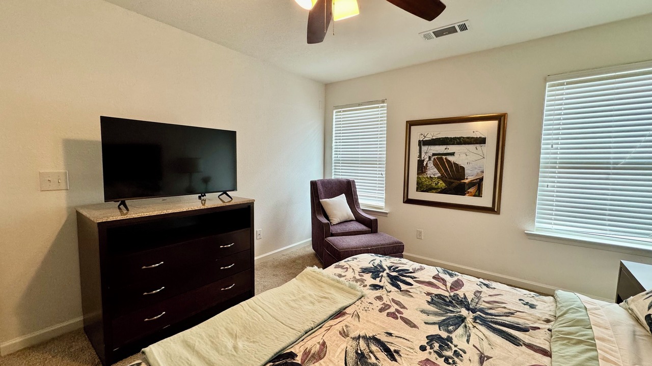 Photo of Bedroom in Perry