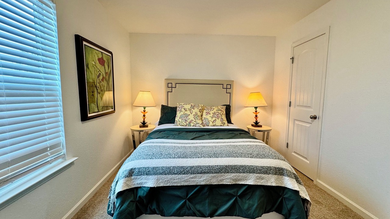 Photo of Bedroom in Perry