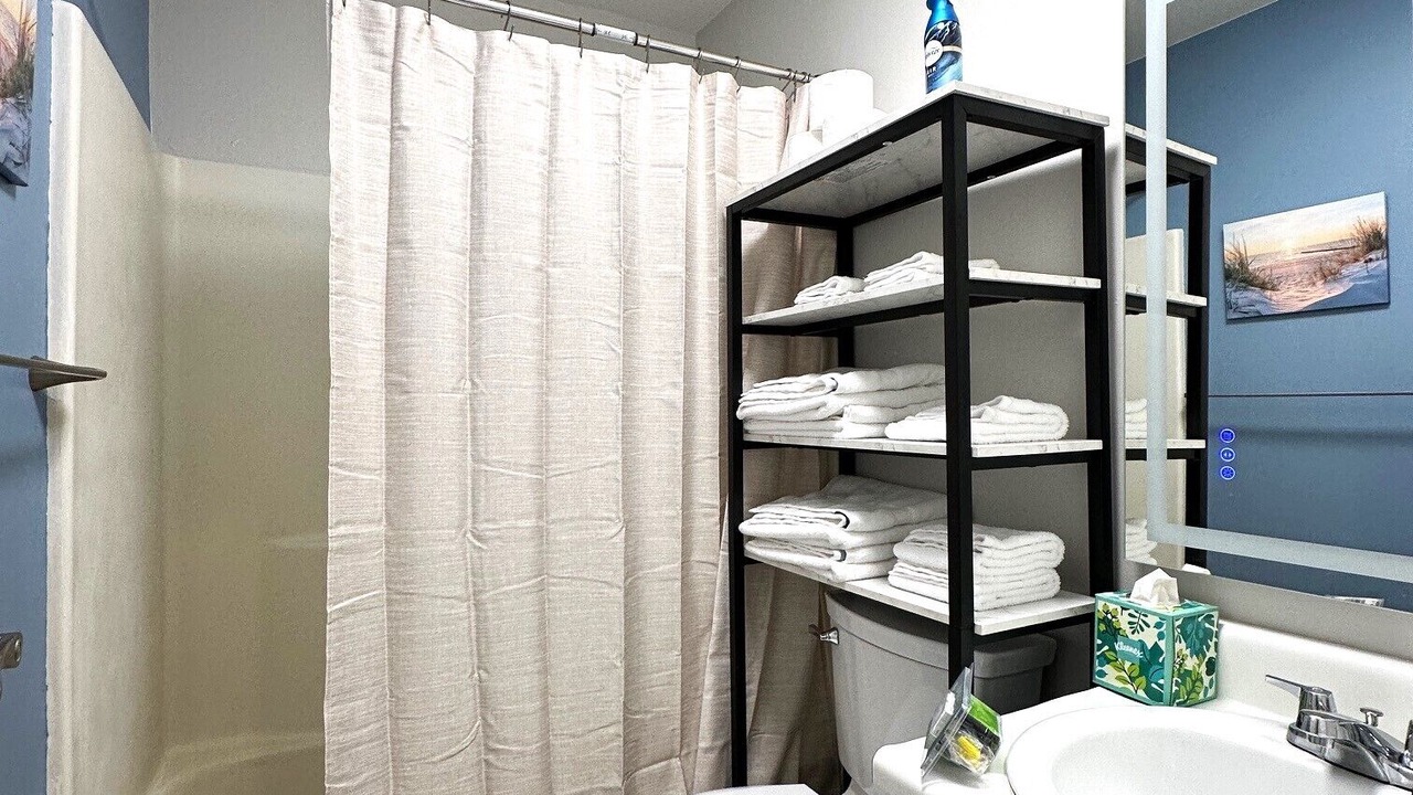 Photo of Bathroom in Kingsland