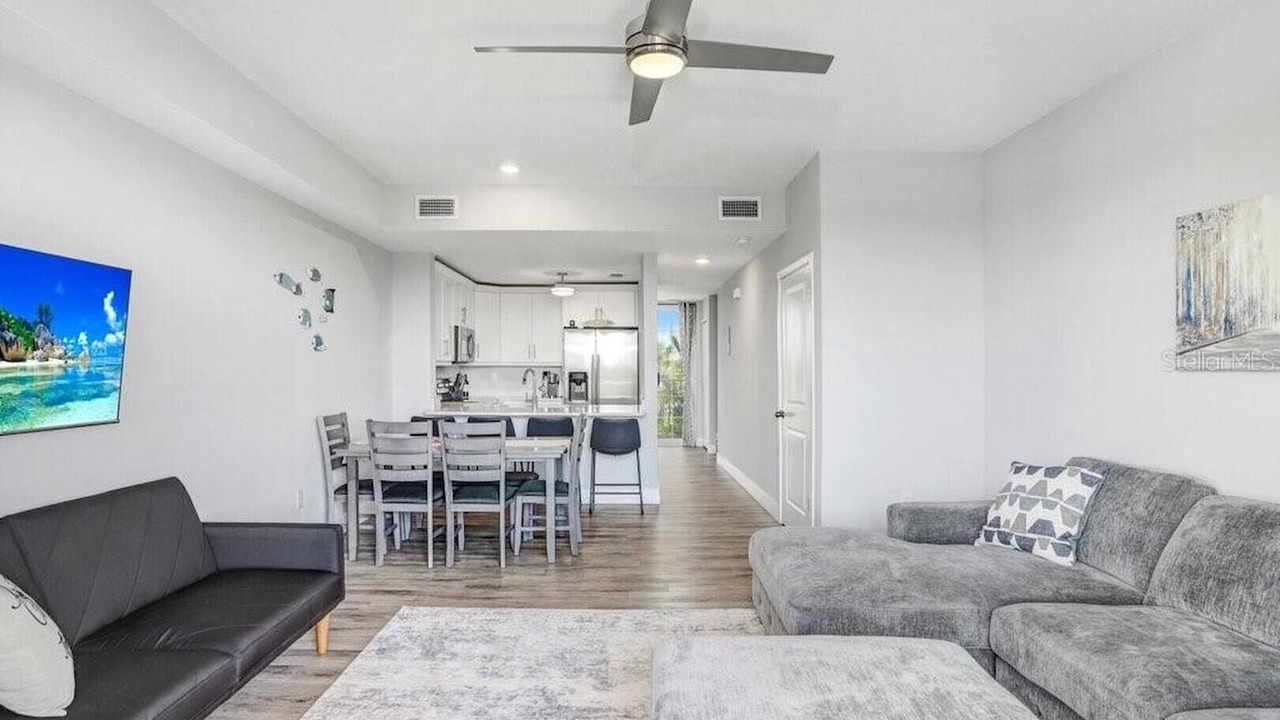 Photo of Livingroom in Ruskin