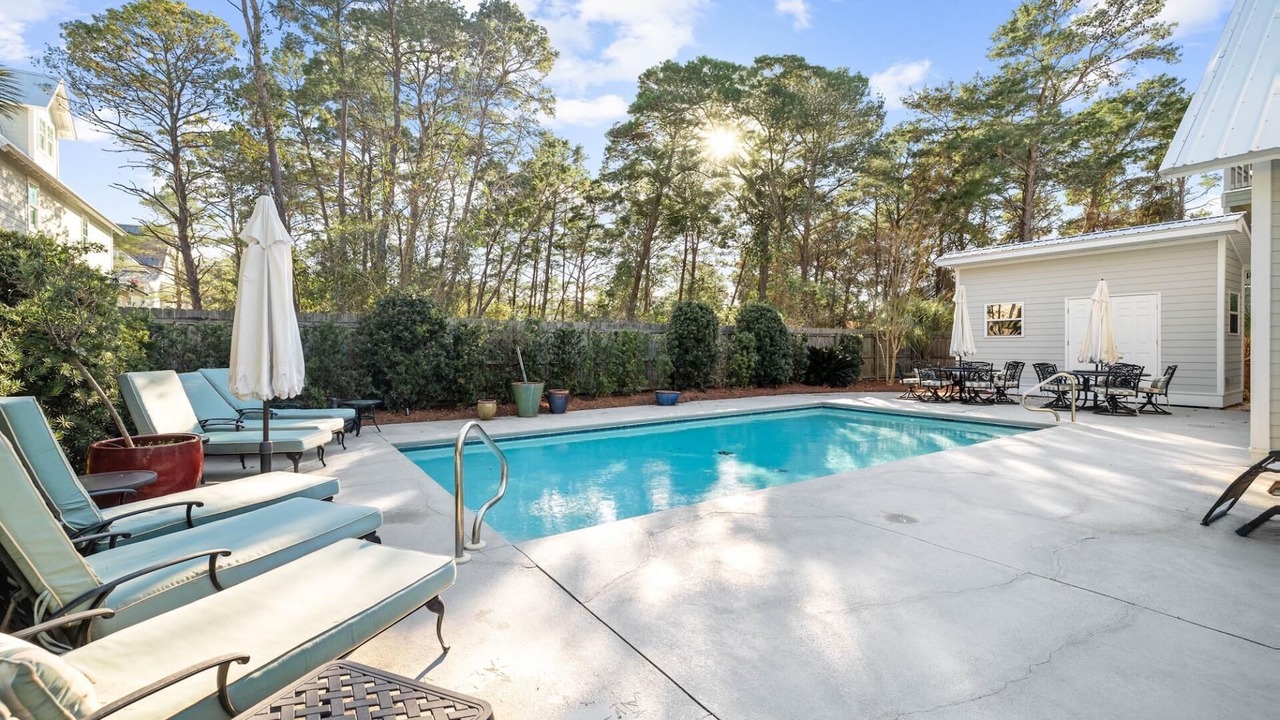 Photo of Outdoor in Gulfview Heights