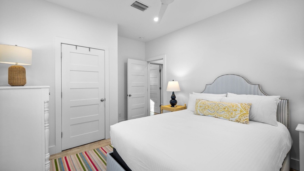 Photo of Bedroom in Gulfview Heights