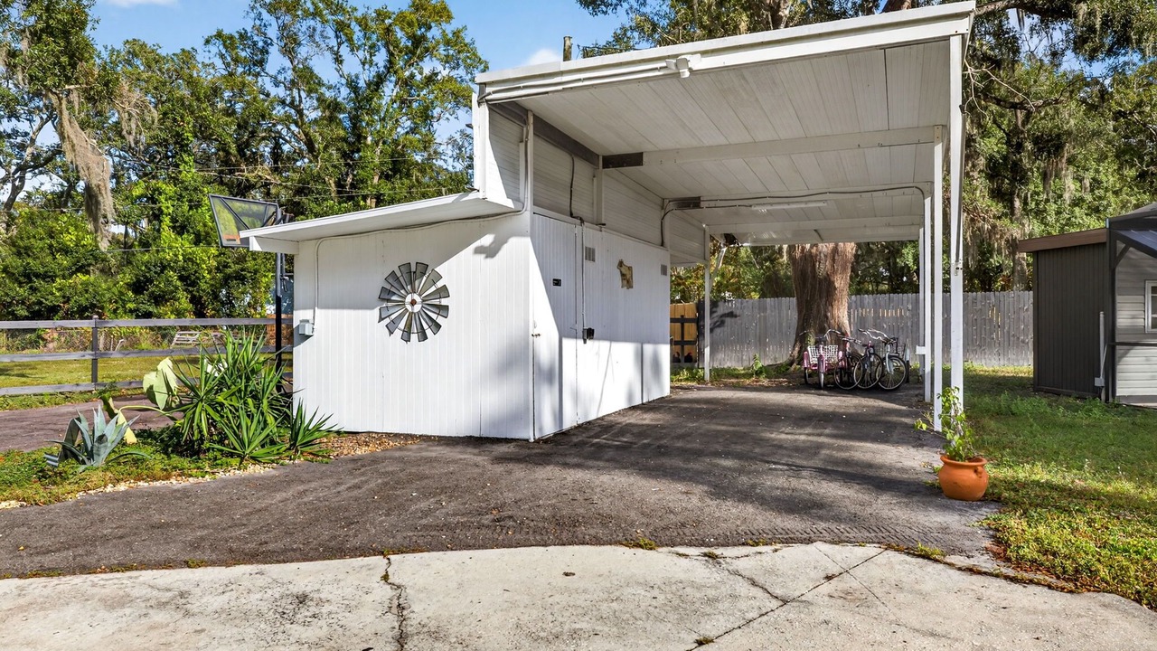 Photo of Outdoor in Tampa
