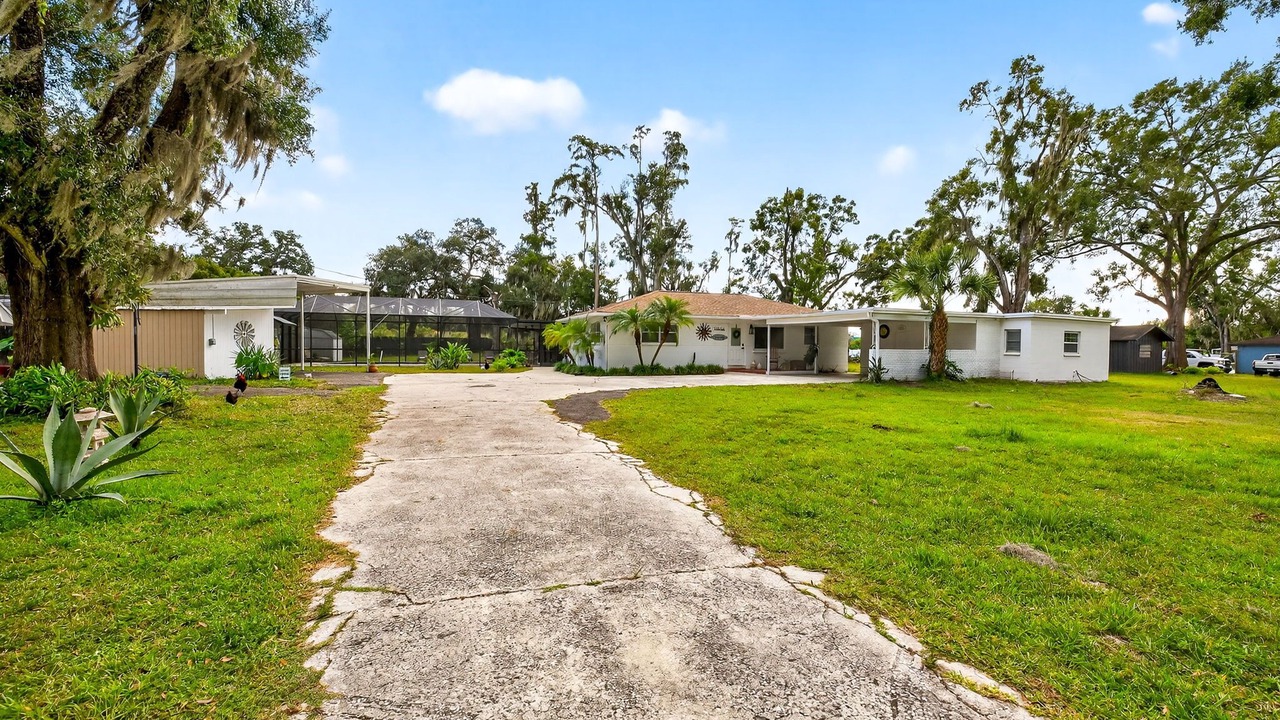Photo of Outdoor in Tampa