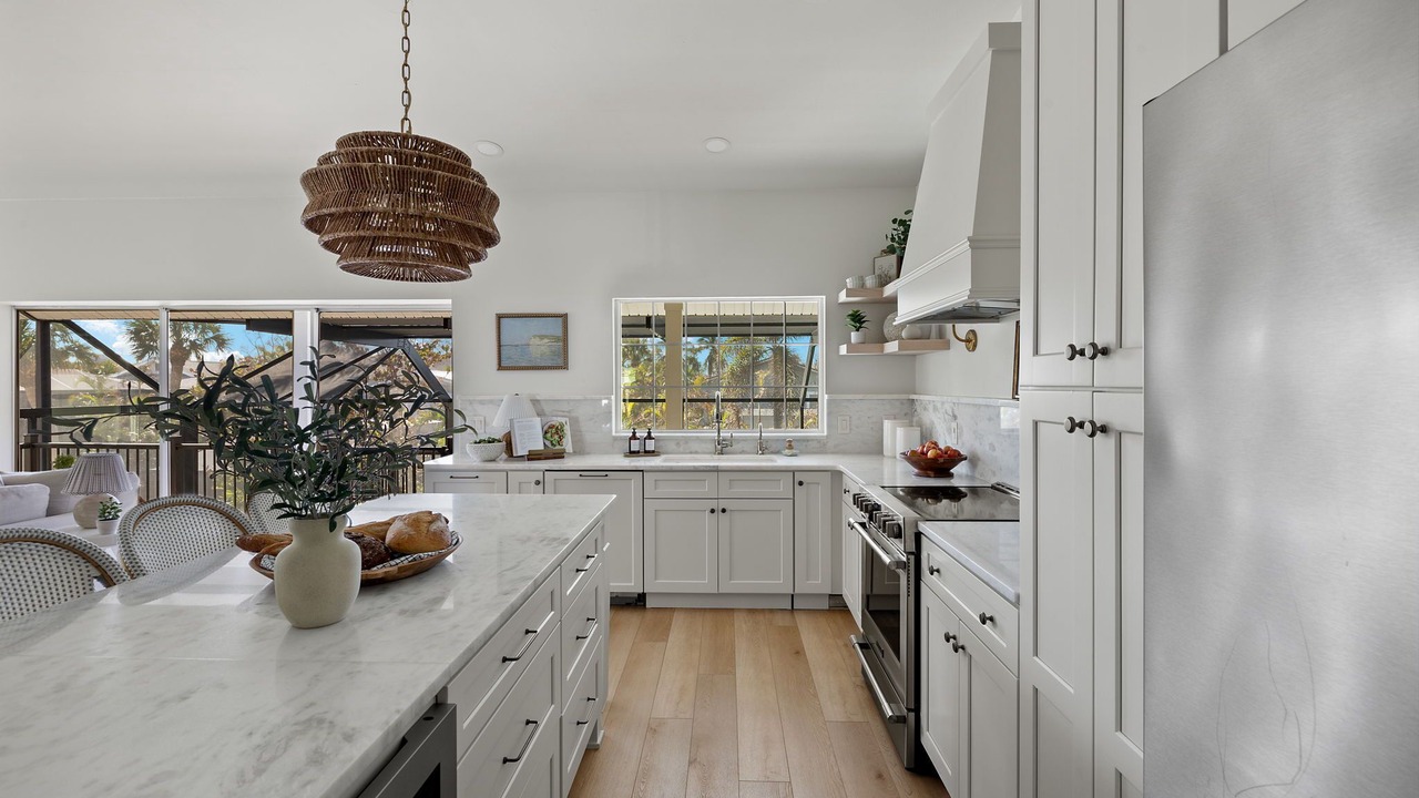 Photo of Kitchen in Mid Island