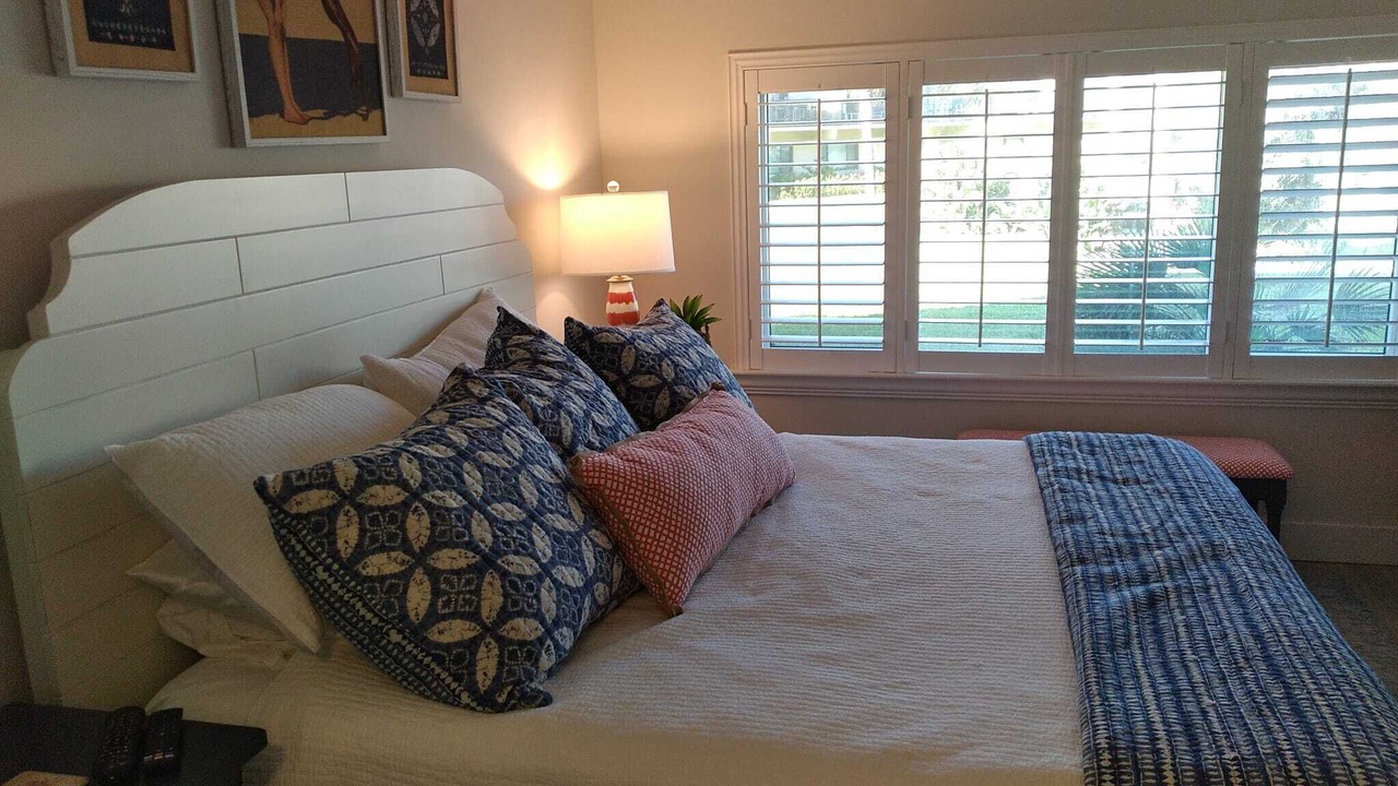 Photo of Bedroom in Crescent Beach