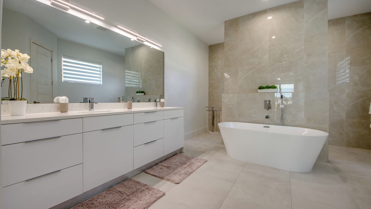 Photo of Bathroom in Mariner